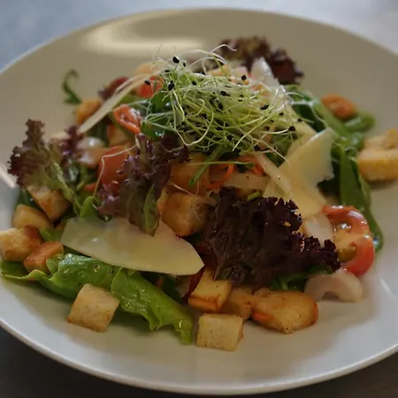 ホテル Schiffahrt