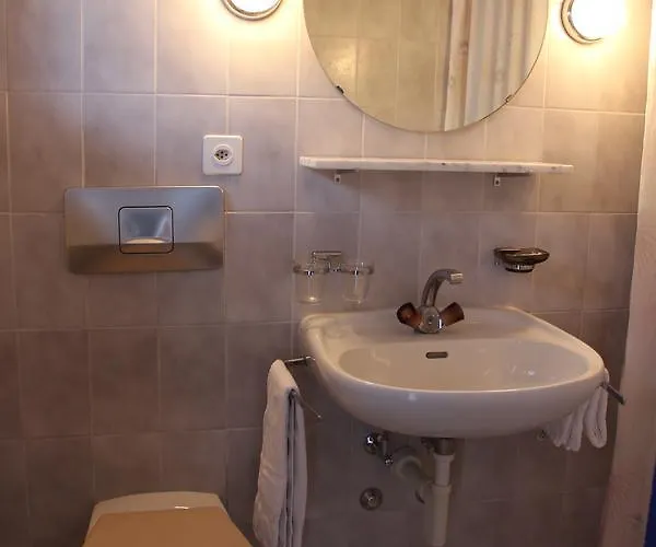 Schiffahrt Hotel Mols