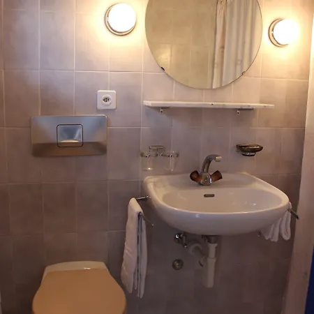 Hotel Schiffahrt Mols