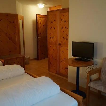 Schiffahrt Hotel 3*